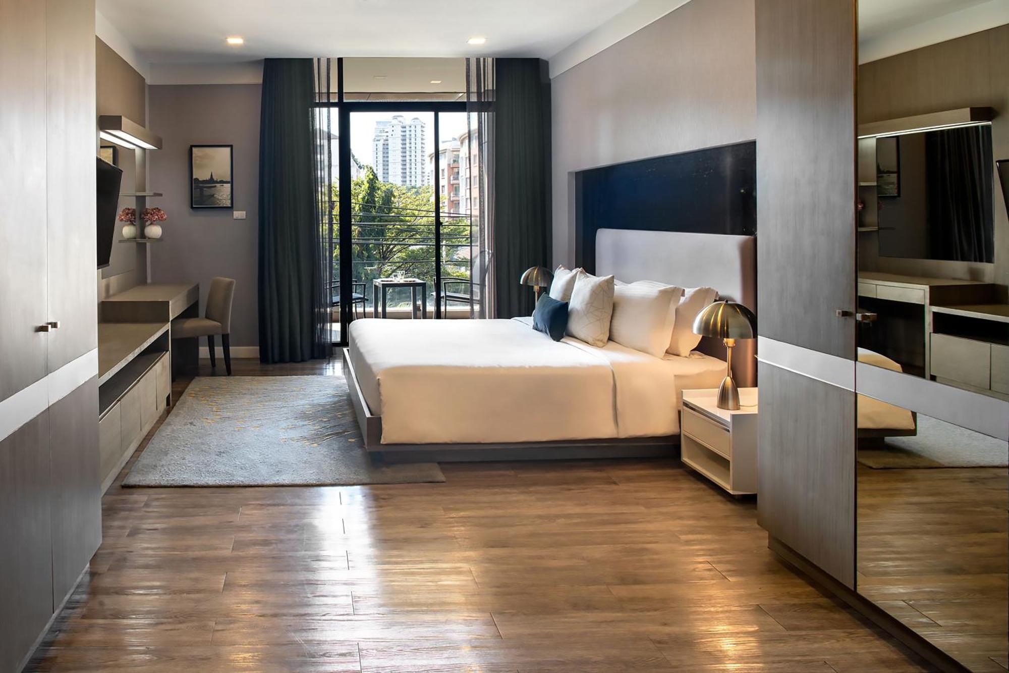 Metropolis Suites Bangkok, Tapestry Collection By Hilton Bagian luar foto