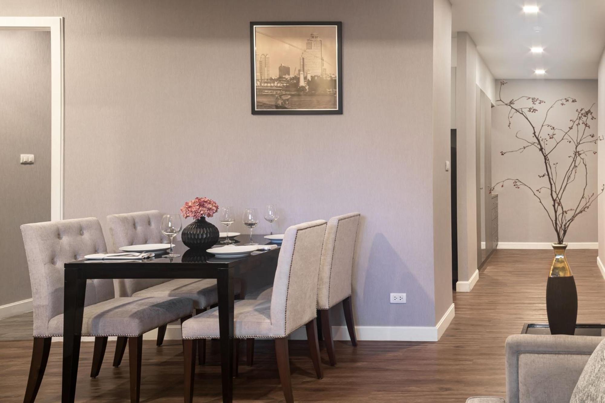 Metropolis Suites Bangkok, Tapestry Collection By Hilton Bagian luar foto